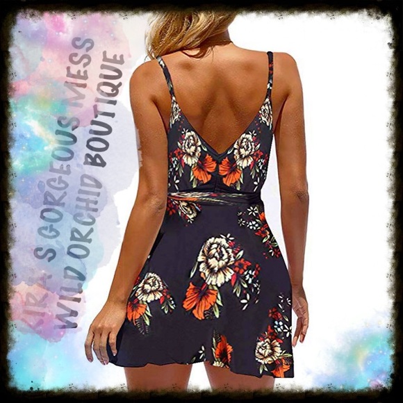 🍭BNWT SWING SPAGHETTI STRAP DRESS BLACK/WHITE🍭 - Picture 6 of 8